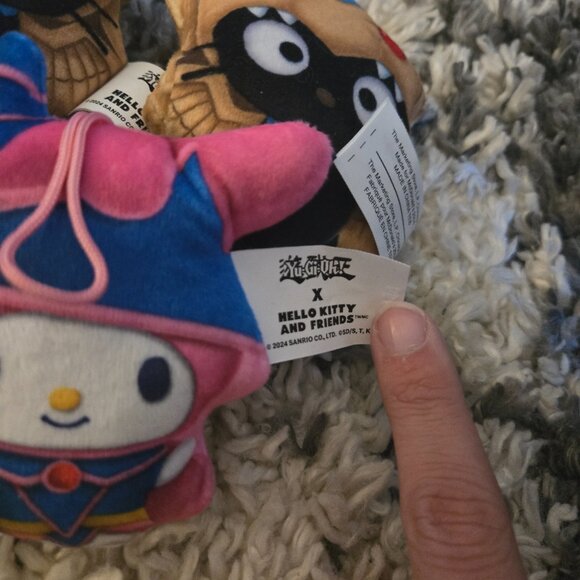 🃏 SET of 5 McDonald's Sanrio x Yu-Gi-Oh! Plush Toys/Keychains - Picture 2 of 3